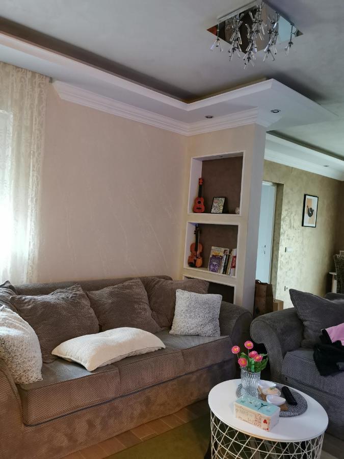 Lux Apartman Lena Belgrad Exterior foto